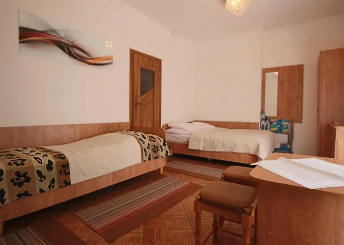 Dom Goscinny Ewa - 200 M Od Morza Penzion *