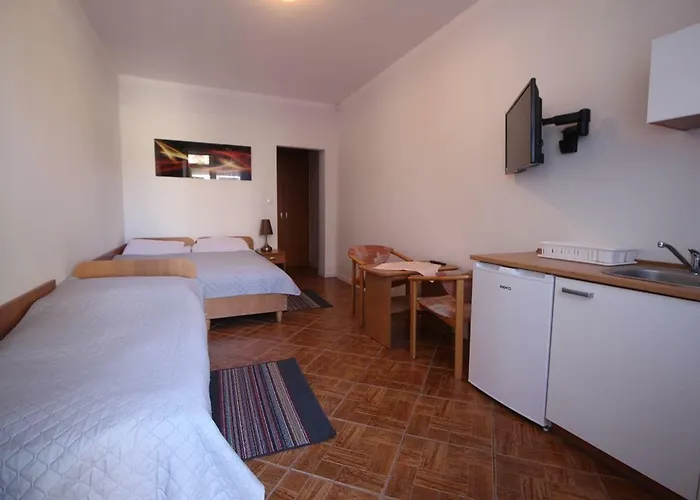 Penzion Dom Goscinny Ewa - 200 M Od Morza