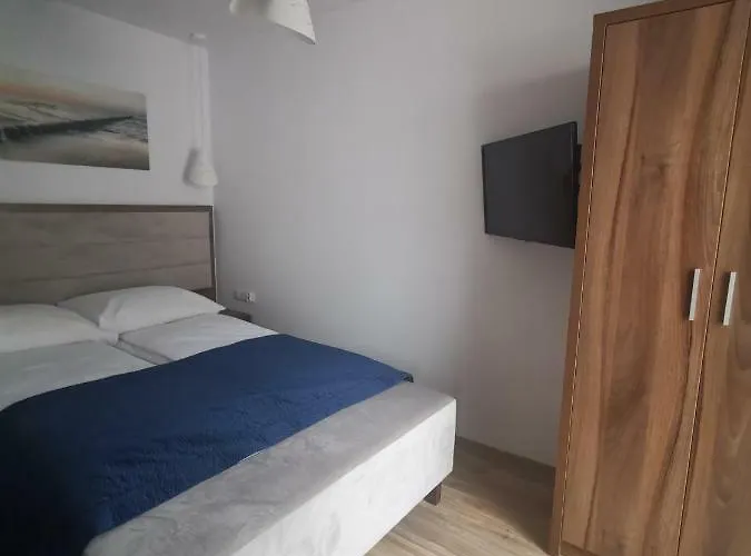 Dom Goscinny Ewa - 200 M Od Morza Penzion Dziwnów