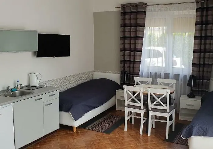 Penzion Dom Goscinny Ewa - 200 M Od Morza *