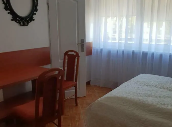 Dom Goscinny Ewa - 200 M Od Morza Penzion Dziwnów